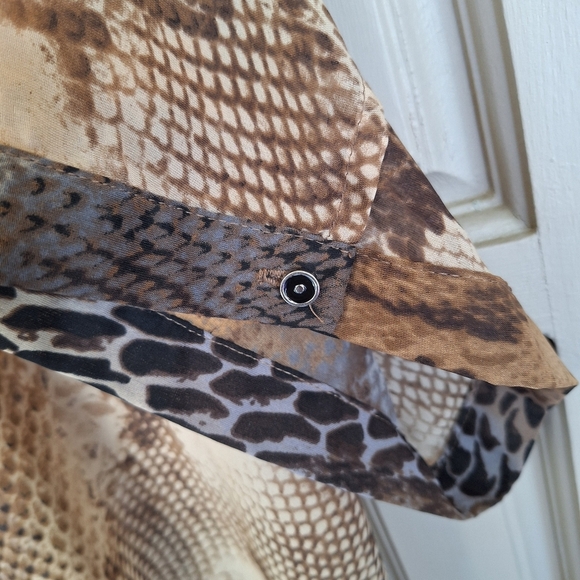 Bobeau Blouse SzXL Button Front Short Sleeve V Neck Leopard Sheer Polyester Cute - Picture 5 of 9